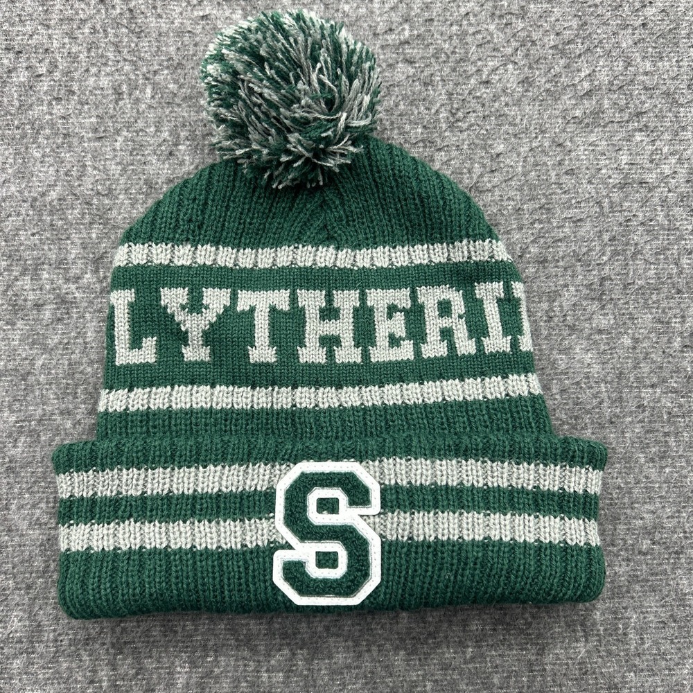 Wizarding World of Harry Potter Beanie Pom Hat Slytherin Universal Studios